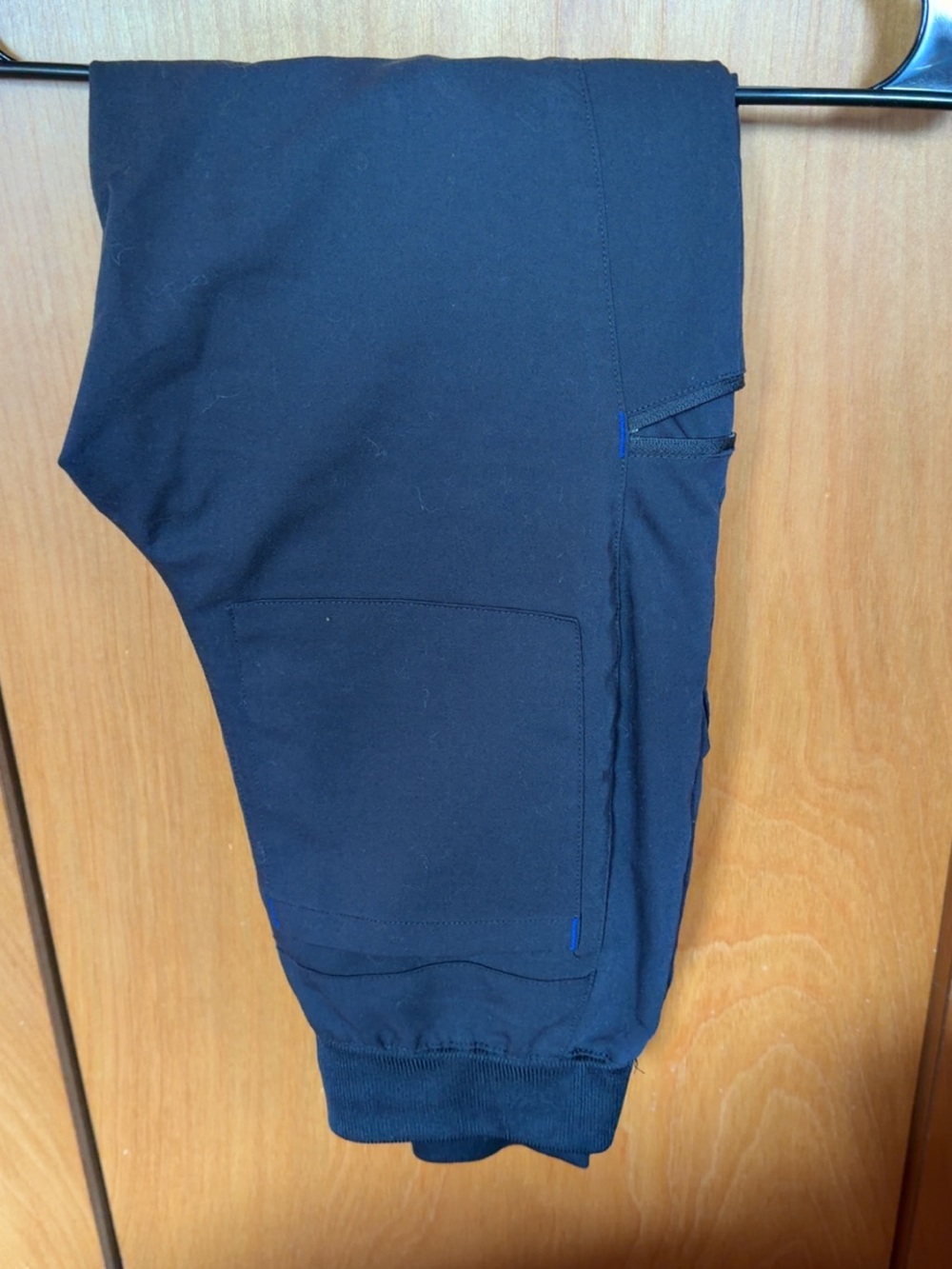 Fabletics Scrub Pants